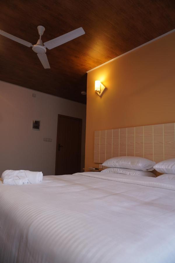 Hotel The Zen Den Thulusdhoo Exterior foto